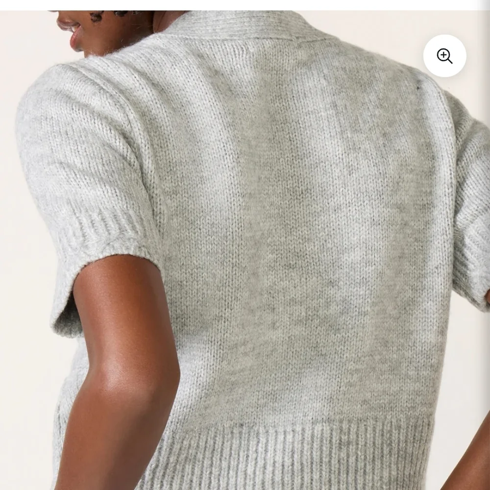 Design History Gray Short Sleeve Cardigan - Picture 2 of 3